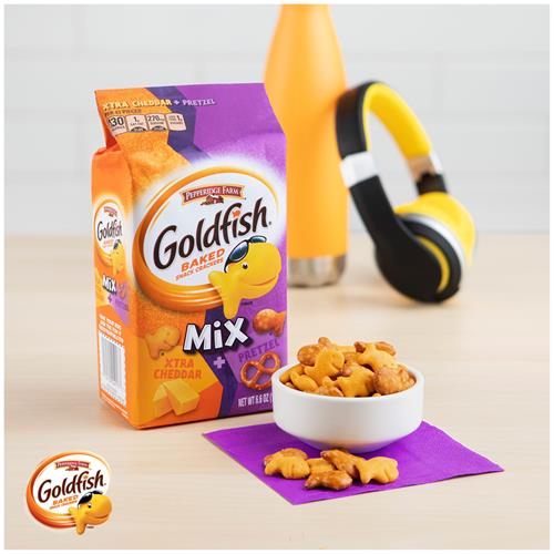 Goldfish Crackers Mix With Xtra Cheddar And Pretzel, Snack Crackers, 6.6 Oz Bag