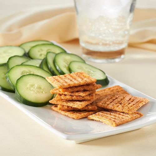 Triscuit Dill, Sea Salt & Olive Oil Whole Grain Wheat Crackers, Lunch Snacks, Snack Crackers, 8.5 Oz