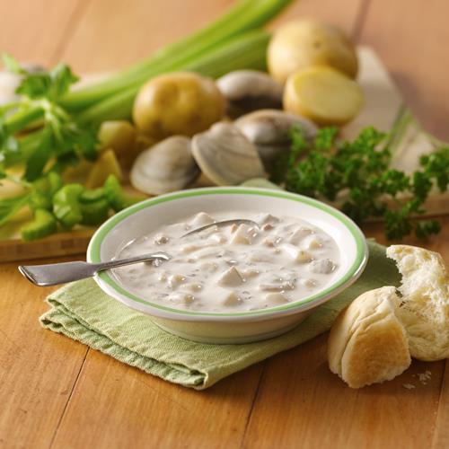 Progresso New England Clam Chowder Soup, Rich & Hearty Canned Soup, Gluten Free, 18.5 Oz