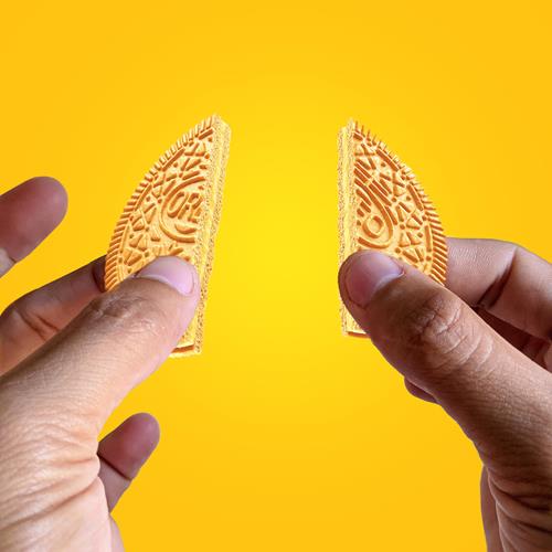 Oreo Thins Lemon Creme Sandwich Cookies, Family Size, 11.78 Oz