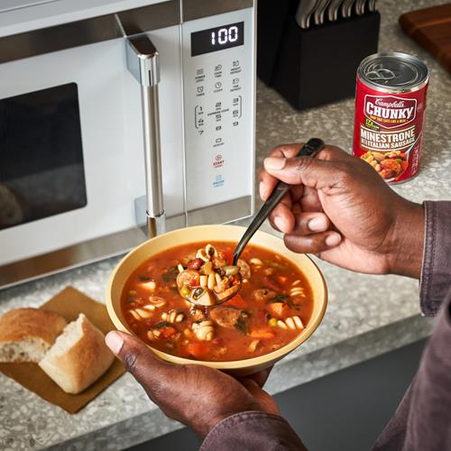 Campbell’S Chunky Soup, Minestrone With Italian Sausage Soup, 18.8 Oz Can