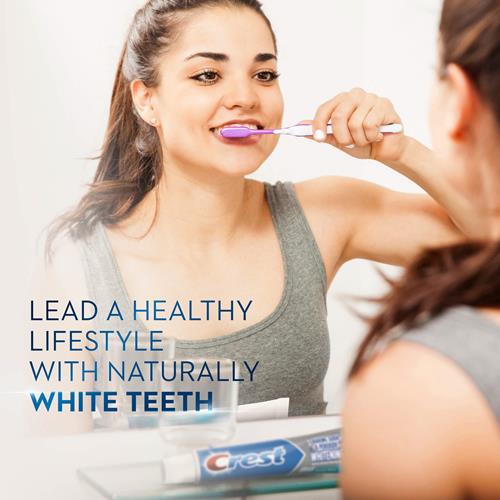 Crest Cavity & Tartar Protection Toothpaste, Whitening Baking Soda & Peroxide, Mint , 5.7Oz