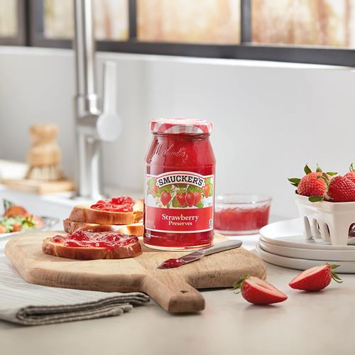 Smuckers Strawberry Preserves, 18 Ounces