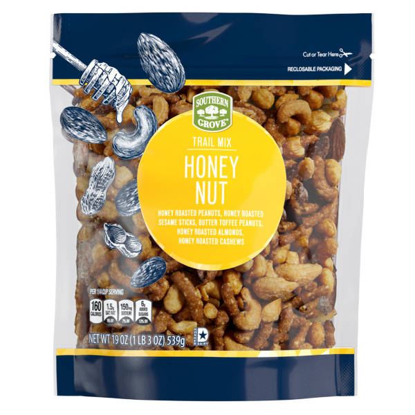 Southern Grove Honey Nut Trail Mix, 19 oz