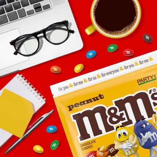 M&Ms Summer Peanut Milk Chocolate Candy, Party Size, 38 Oz Resealable Bulk Candy Bag