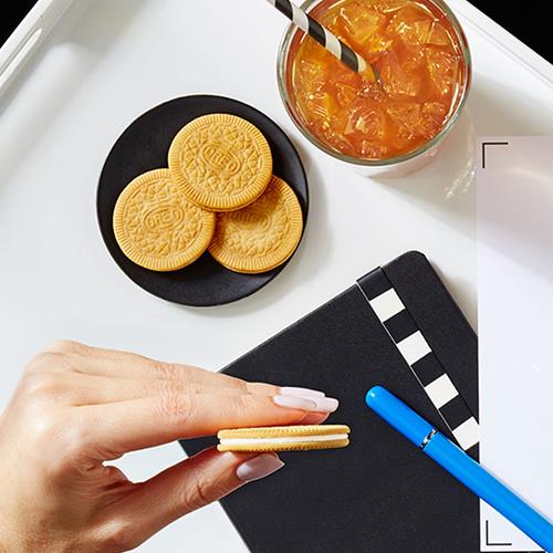 Oreo Thins Golden Sandwich Cookies, Family Size, 11.78 Oz