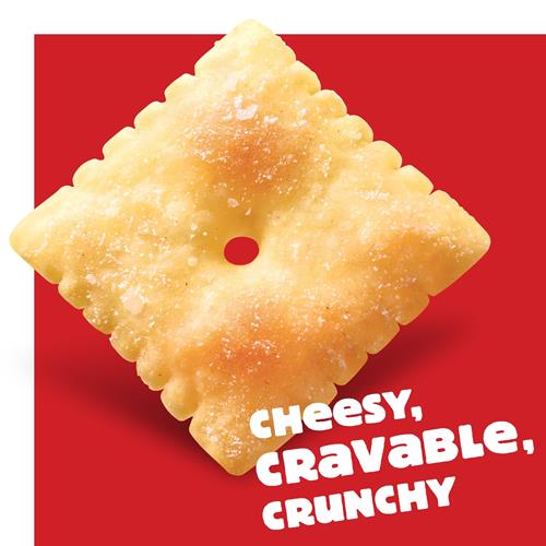 Cheez-It Cheese Crackers, Baked Snack Crackers, Lunch Snacks, Family Size, White Cheddar, 21Oz Box (1 Box)