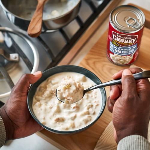 Campbells Chunky Soup, New England Clam Chowder, 18.8 Oz Can