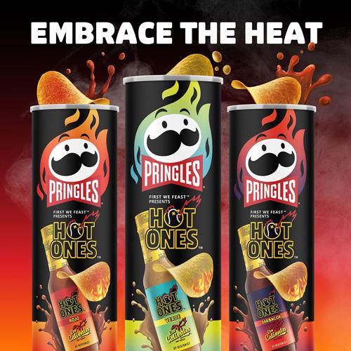 Pringles Hot Ones Los Calientes Potato Crisps Chips, Verde, Spicy Snacks, Hot Sauce Inspired, 5.5Oz Can (1 Can)?