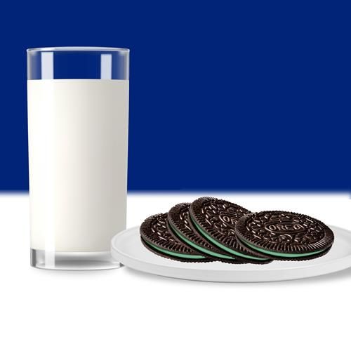 Oreo Thins Mint Creme Chocolate Sandwich Cookies, Family Size, 11.78 Oz