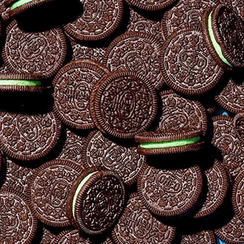 Oreo Mint Creme Chocolate Sandwich Cookies, Party Size, 24.95 Oz