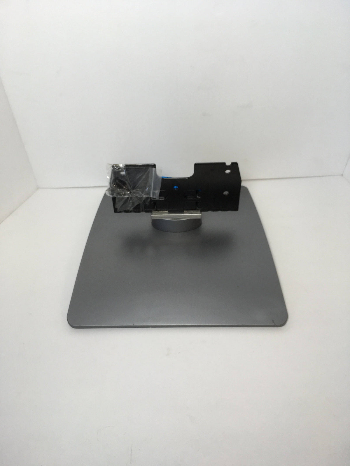 Toshiba 26HL66 Stand